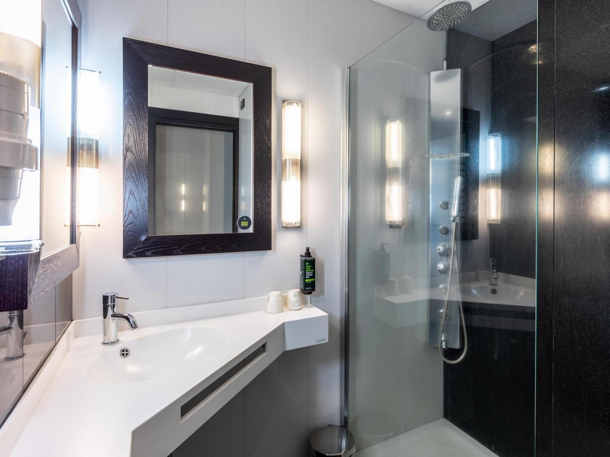 B&B Hotel Borgaro Torinese Exterior photo