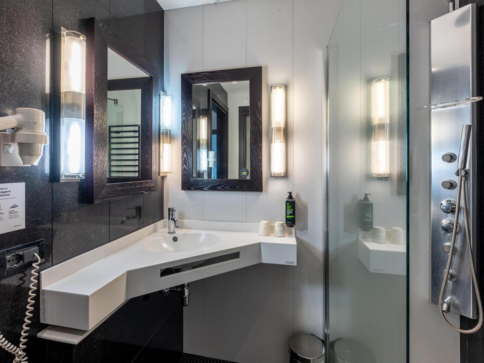 B&B Hotel Borgaro Torinese Exterior photo